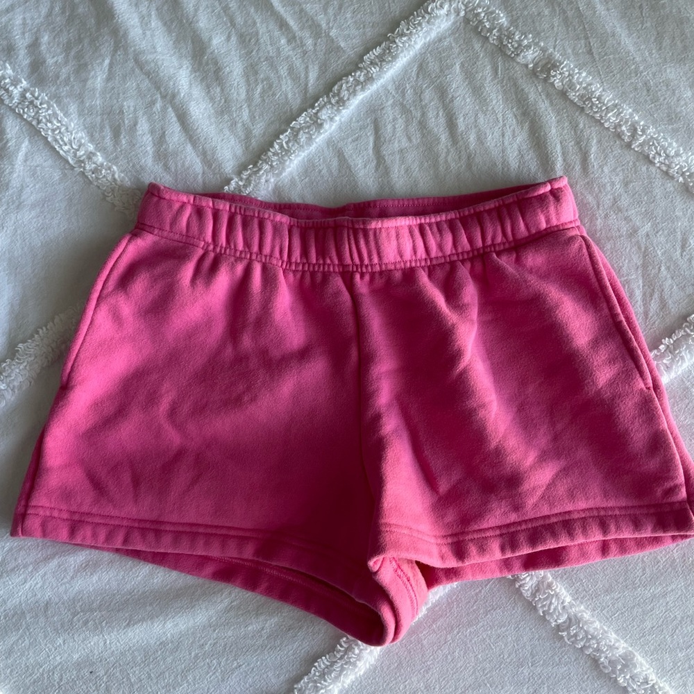 Aritzia tna sweatshorts